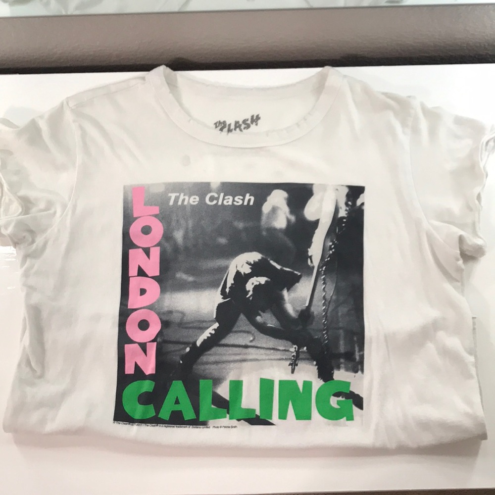 Women’s graphic cropped T-shirt